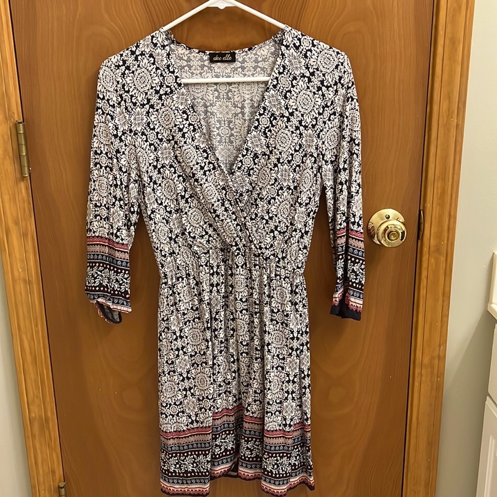 Dee Elle dress size small